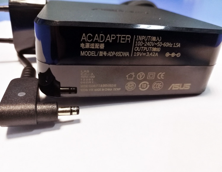   ADP-65AW 19V 3.42 3.0*1.1mm  Asus Ultrabook UX2E1UX31E T300 T200 orig