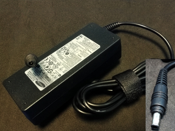 Блок питания, зарядка для Samsung 19V NP355E5C R525 RV508 R730 rf511